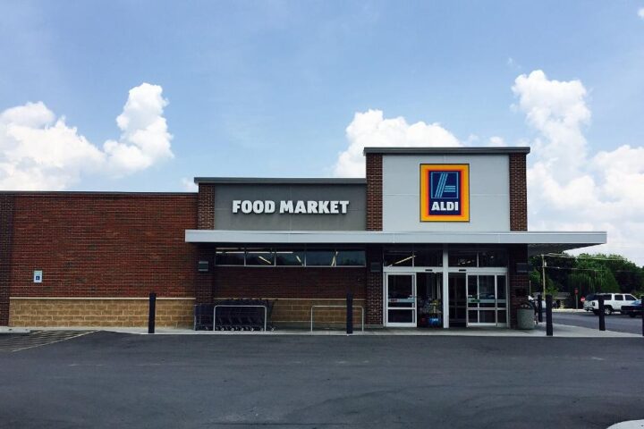 Shoppers are reminded to check UPC 4061462440151 and lot code 16225 amid the nationwide recall of Aldi’s Park Street Deli Cinnamon Bun Dessert Dip.