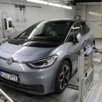 Volkswagen ID.3 Pro S mounted on ADAC’s dynamometer and environmental test rig in a controlled laboratory setting.