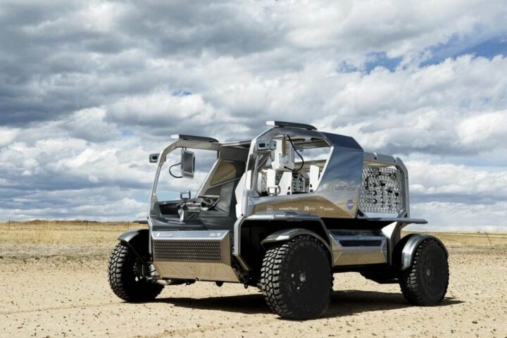 Prototype of GM and Lunar Outpost’s Lunar Terrain Vehicle concept for NASA Artemis, built with advanced battery and autonomous systems.