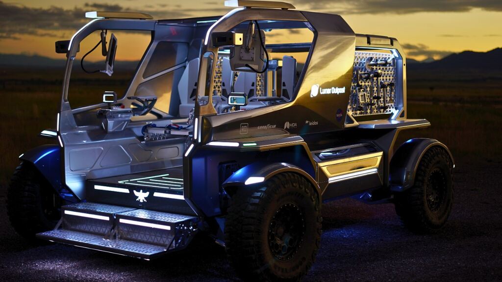 Proposed Lunar Terrain Vehicle prototype by GM and Lunar Outpost with lowered boarding step, developed for NASA Artemis lunar missions.