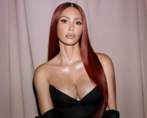 Kim Kardashian public photo linked from Facebook accompanying report on teaser quote about a “little aneurysm” and stress mention