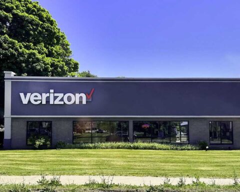Exterior of a modern Verizon retail store in Burlington, Vermont