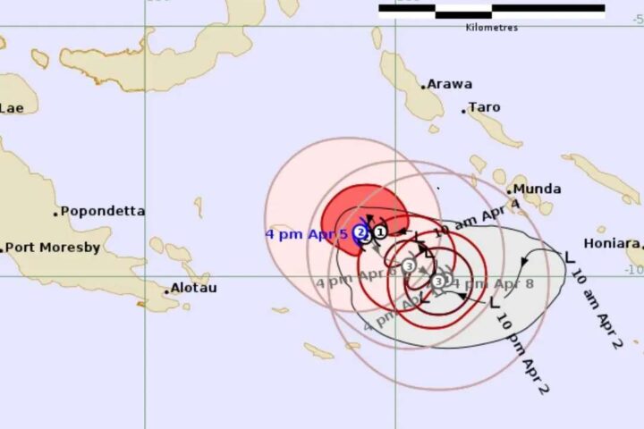 Forecast track map of Tropical Cyclone Maila showing projected movement in the Solomon Sea toward Far North Queensland, issued April 5, 2026 by the Bureau of Meteorology