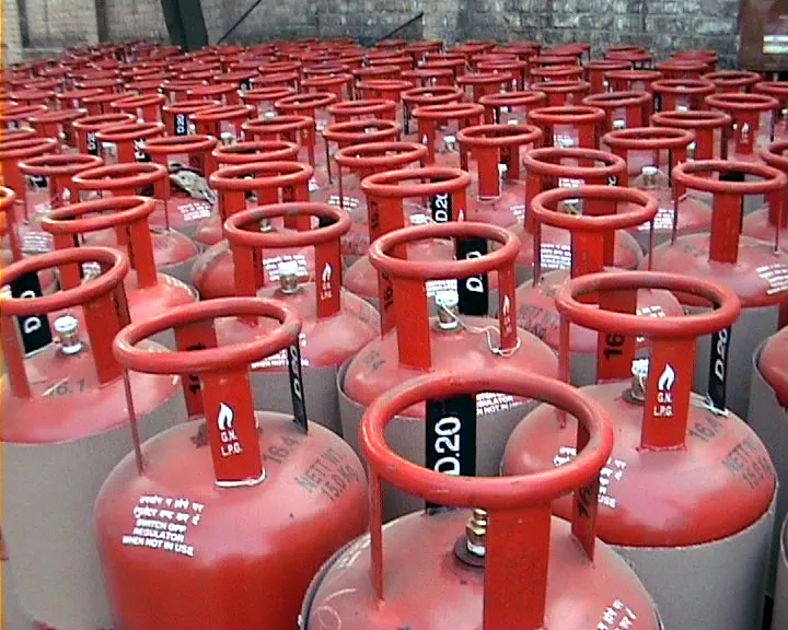 India LPG Prices Drop in July—Households Gain Relief from First 2026 Price Cut