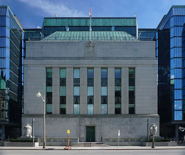 Canada’s inflation hits 3% ceiling as Middle East oil shocks push gas prices up 25.7%
