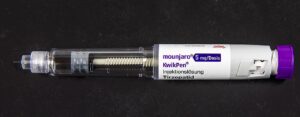 Lilly Mounjaro KwikPen (Tirzepatide), via Wikimedia Commons (CC BY-SA 4.0)