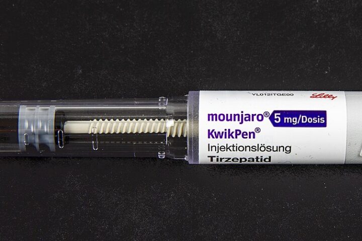 Lilly Mounjaro KwikPen (Tirzepatide), via Wikimedia Commons (CC BY-SA 4.0)