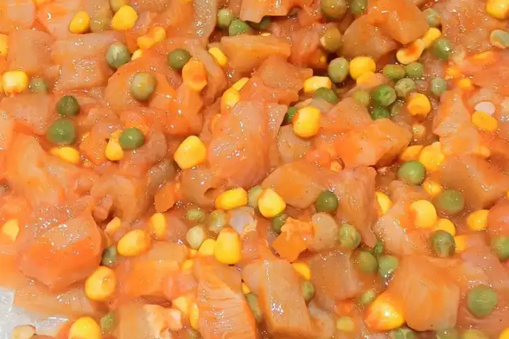 Photograph of frozen chicken products in packaging, representing the recalled buffalo chicken items distributed across northeastern United States.