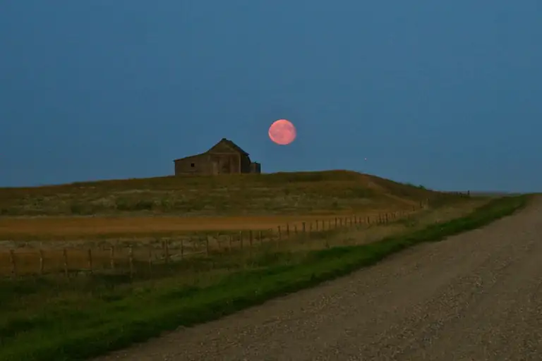 Lunar Eclipse August 28: Rare Deep Partial Eclipse Reaches 93% Moon Coverage