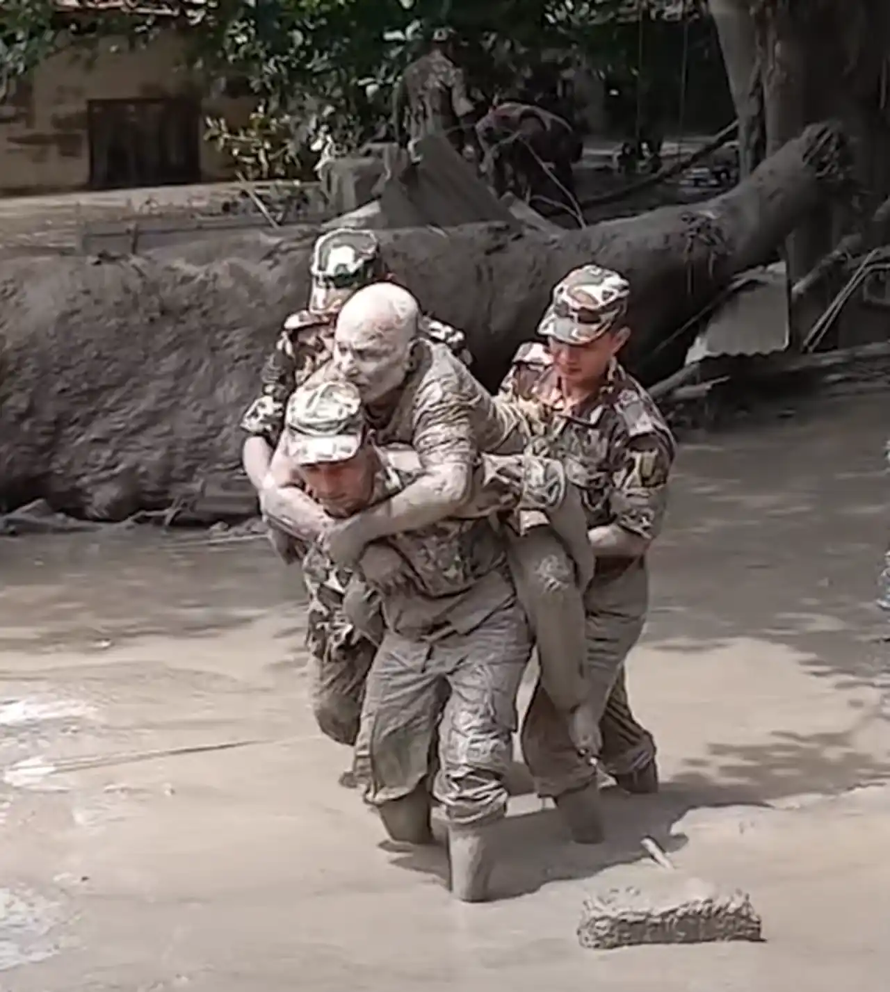 Nepal Army personnel conducting flood and landslide rescue operations along the Nepal-China border in August 2026.
