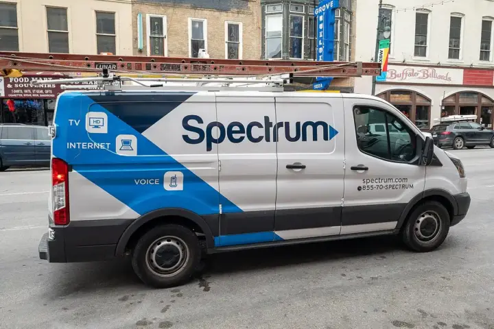 A Charter Spectrum cable service truck.