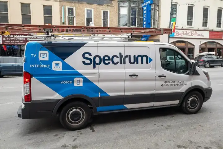 A Charter Spectrum cable service truck.