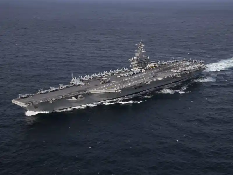Trump Orders Navy to Replace Advanced Catapults With 1960s Steam Technology on New Carriers