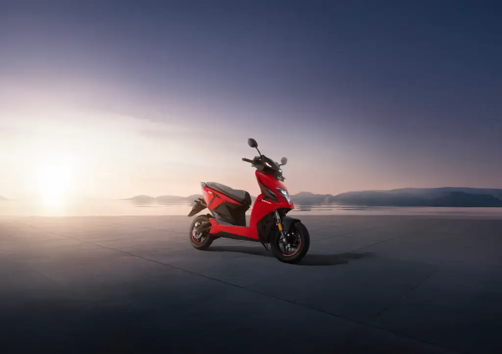 Simple Energy Wave Electric Scooter Runs 243 Kilometres For Under ₹1.1 Lakh