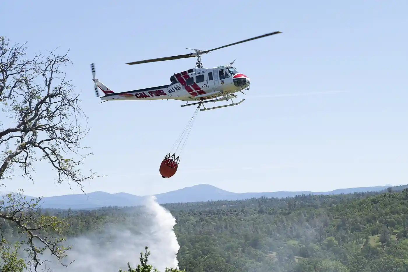 Gibby Fire Expands to 216 Acres: Orange County Shelter-in-Place, Highway Closures Extend