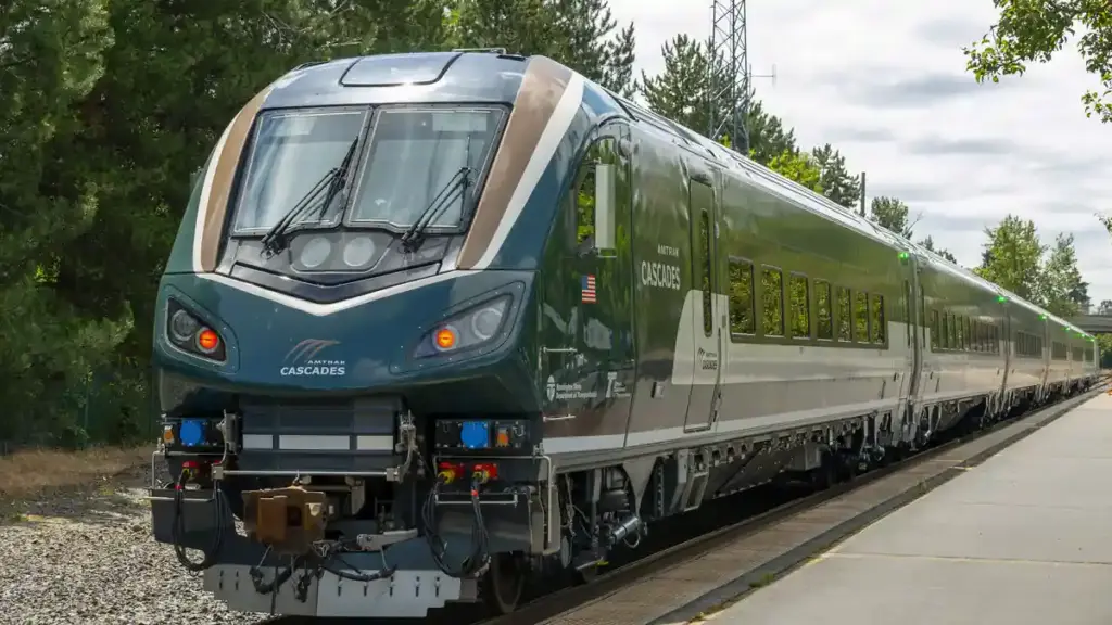 Amtrak Cascades Airo trainset at Salem station in Oregon.
