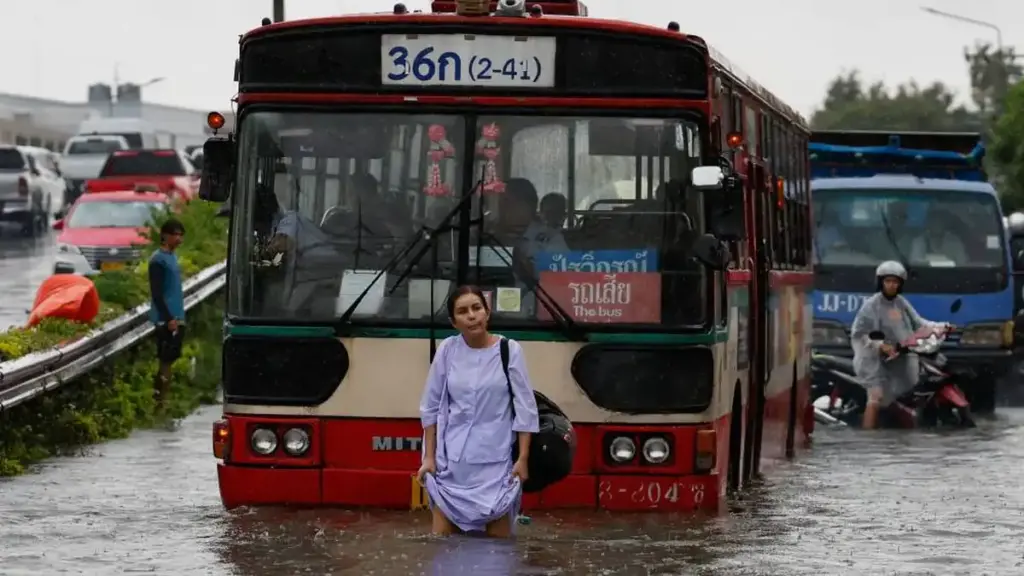 Bangkok flood disaster September 26 2026 flooded roads