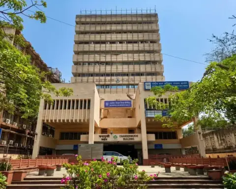 Chandralok Building in New Delhi, headquarters of the 8th Central Pay Commission consultations, representing government salary reform and administrative offices.