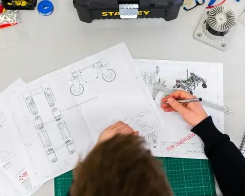 Technician repairing electronic equipment under EU Right to Repair rules