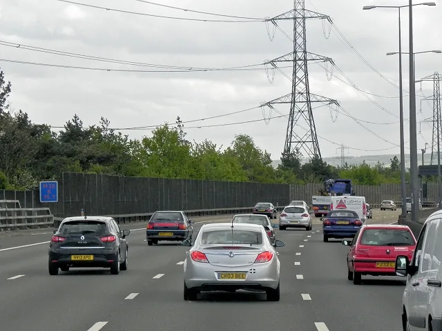 M25 Waltham Abbey Delays: Lanes Closed After Holmesdale Tunnel Collision Report
