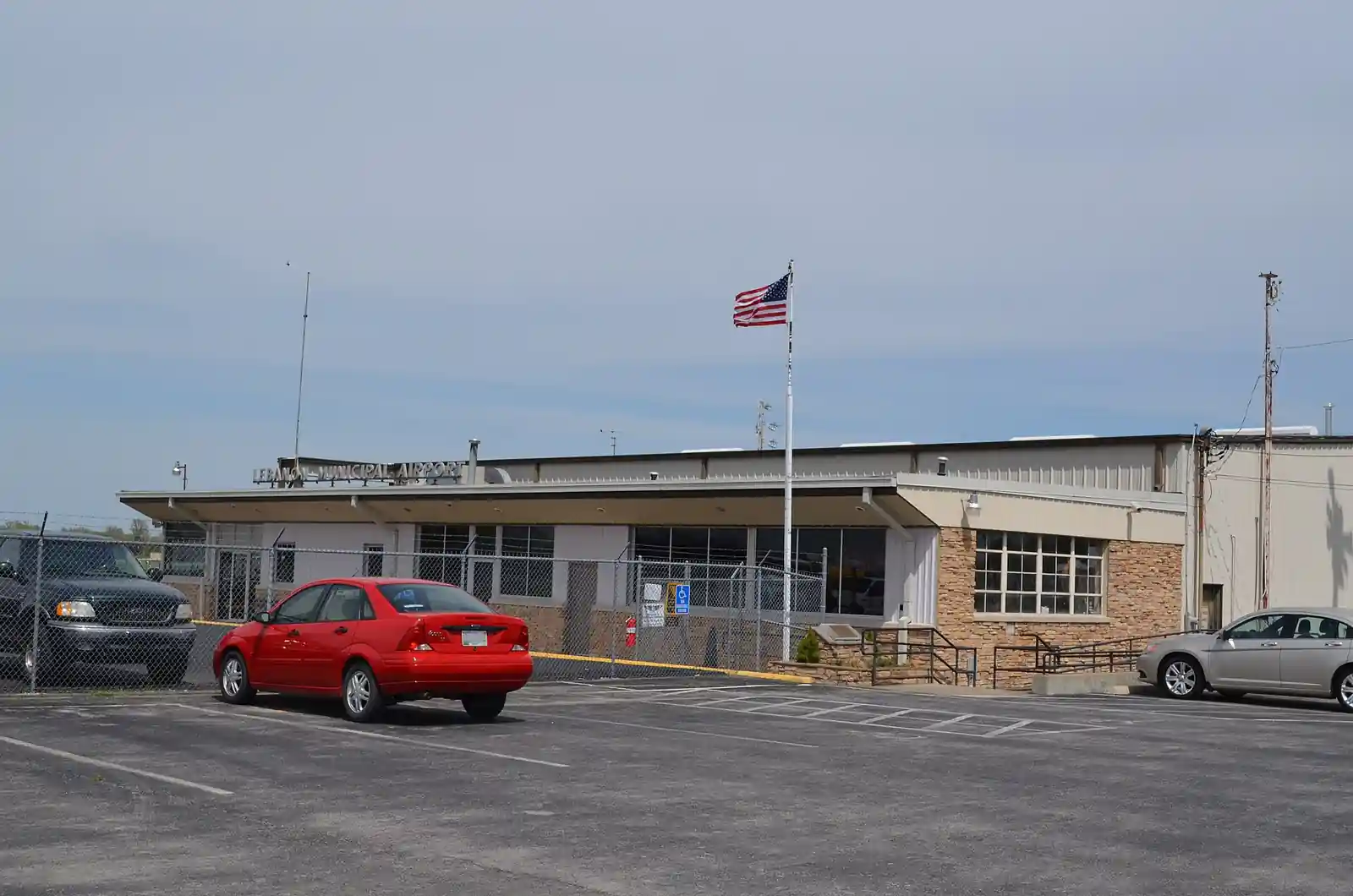 Plane Emergency-Lands at Tennessee Elementary School at 6:15 p.m. — Children on Grounds, Pilot Uninjured