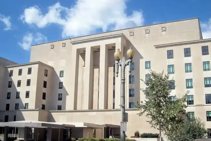 Exterior view of the U.S. Department of State headquarters building in Washington, D.C.