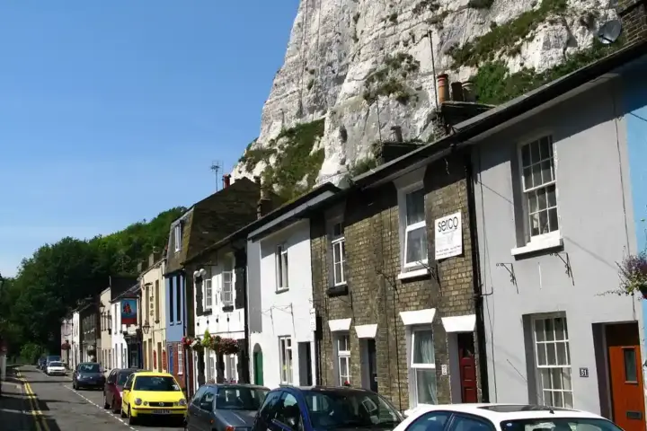 Road and ferry infrastructure at Dover below the White Cliffs, used as context for Schengen border processing changes.