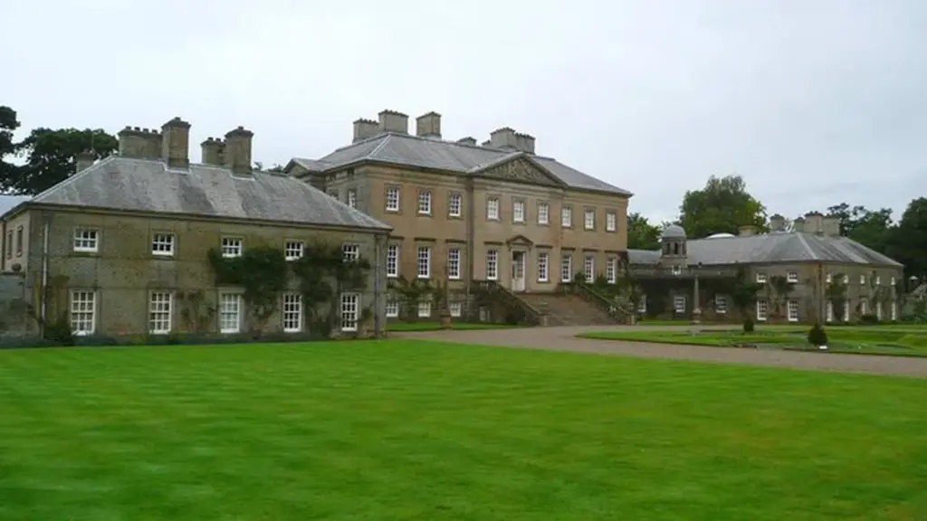Palladian stone frontage of Dumfries House in Ayrshire, Scotland, where King Charles hosted an AI summit.