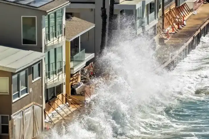 California coastline facing flooding from super El Nino and Kelvin wave