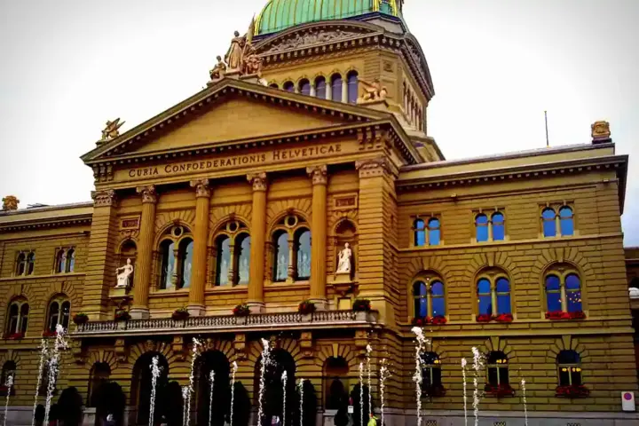 Front view of the Federal Palace of Switzerland government building in Bern.
