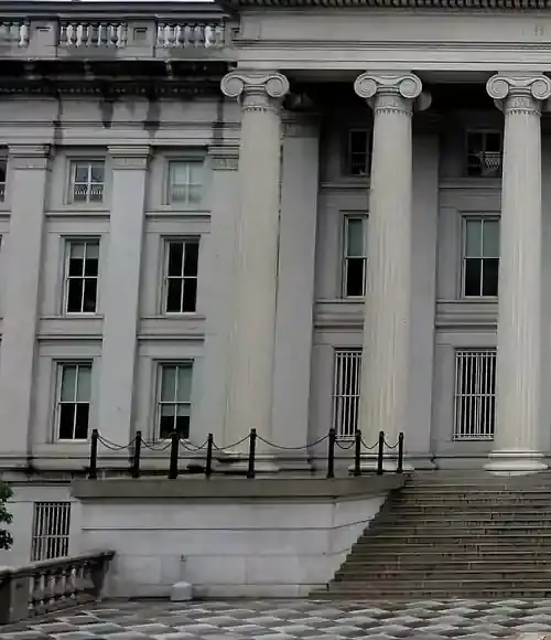 Government building used as contextual image for the AY 2026–27 tax-audit filing deadline.