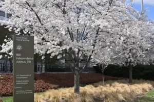 US Federal Building in Washington DC, the workplace behind the $9.5 billion administrative leave GAO report.