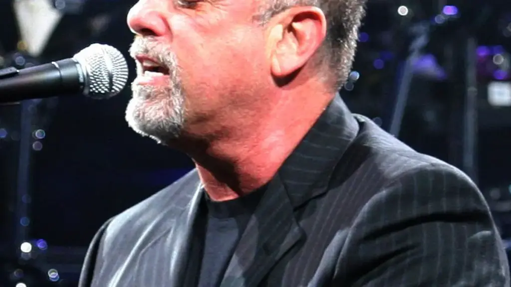 Billy Joel performing onstage in Jacksonville, Florida, in 2007.