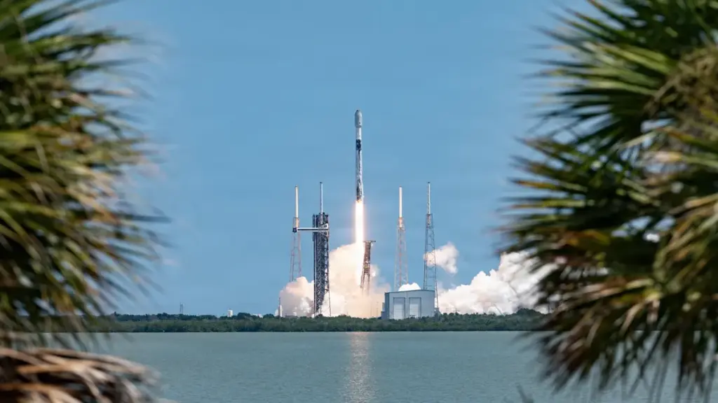 Falcon 9 rocket lifting off from Space Launch Complex 40 at Cape Canaveral Space Force Station.