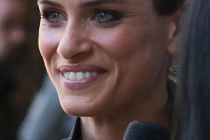 Amanda Peet photographed at the Toronto International Film Festival