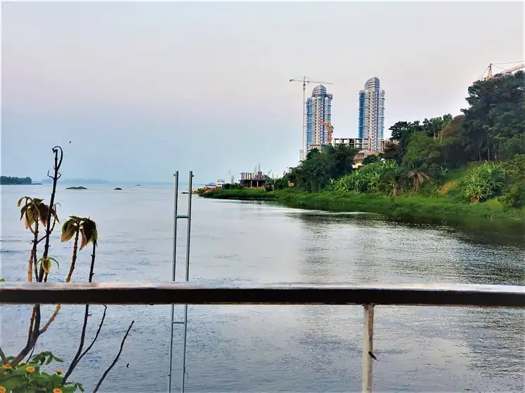 Congo River in Kinshasa used as an illustrative image for the eastern DRC conflict report