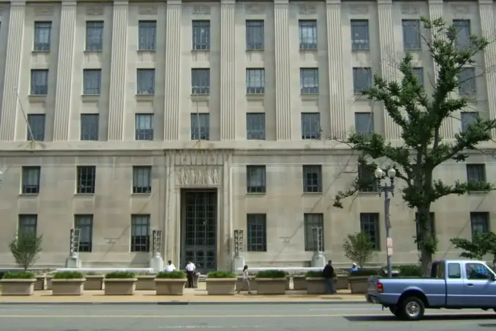 Columns and entrance of the Robert F. Kennedy Department of Justice Building in Washington, D.C.