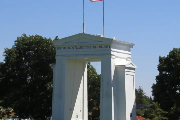 The Peace Arch at the Canada-United States border crossing, representing the international trade relationship and border cooperation