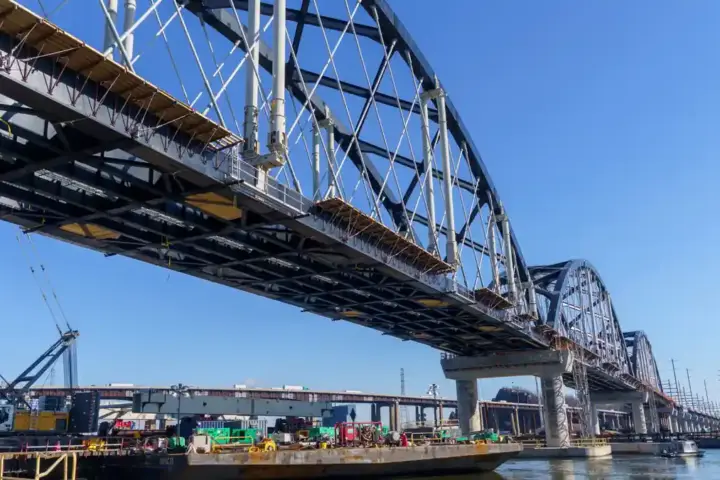 Portal North Bridge construction over the Hackensack River