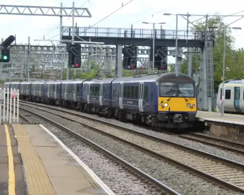 East Midlands Railway Class 360 train at Bedford station